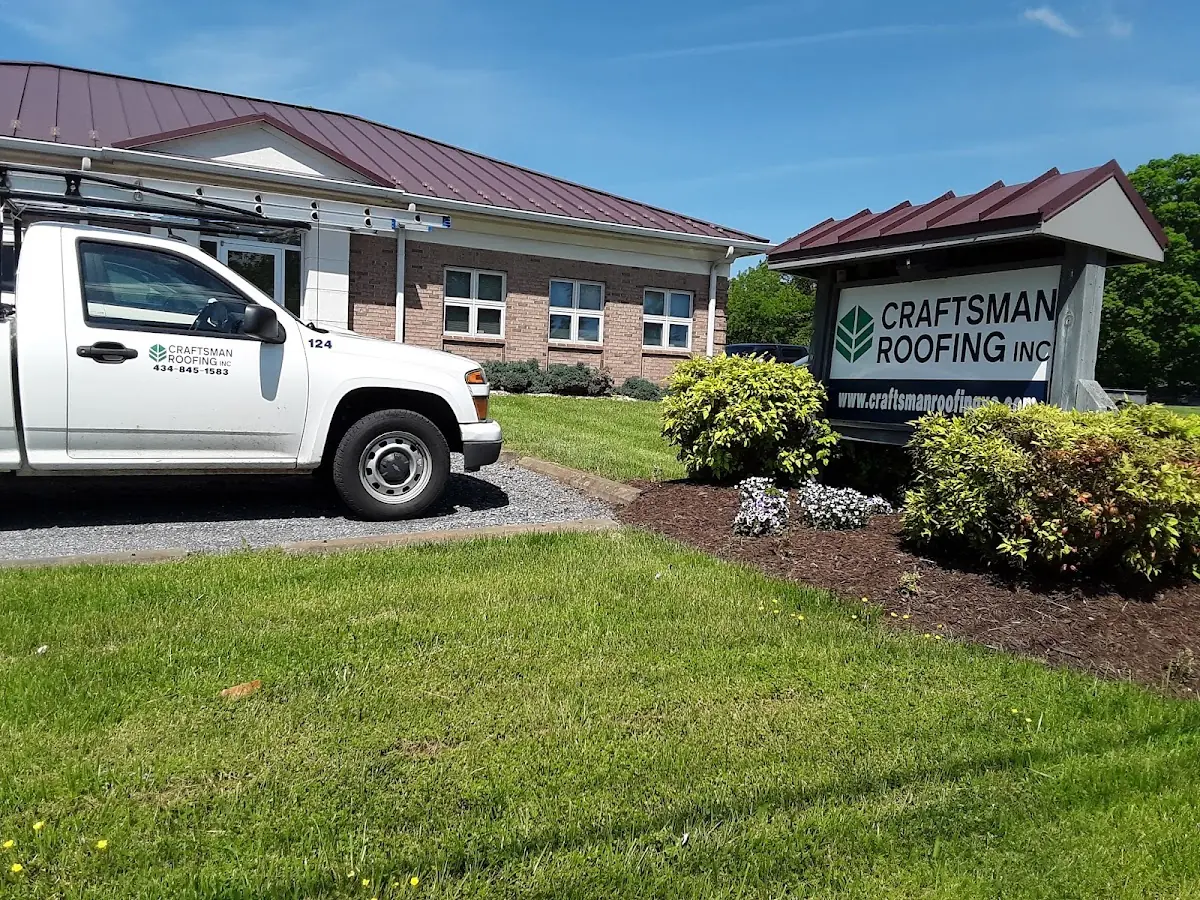 Quality Roof Replacement by experienced craftsmen in Strafford